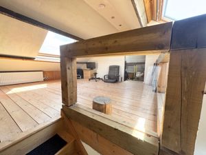 Photo 22- click for photo gallery